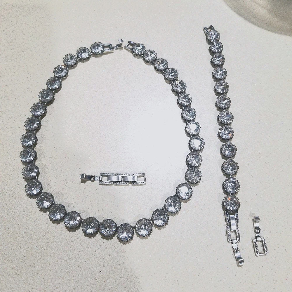 Stella & Dot Vintage Crystal Necklace/Bracelet